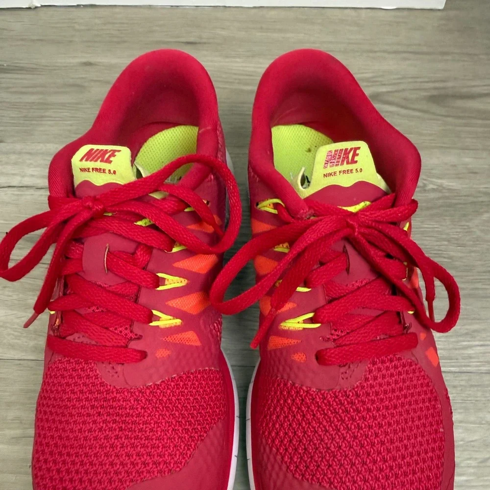 Nike Free 5.0 Running Shoes Sneaker Red Volt Size 7